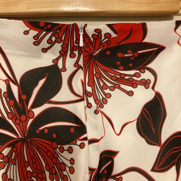 #80 Danier A-Line Skirt, Size Medium - Picture 3 of 4